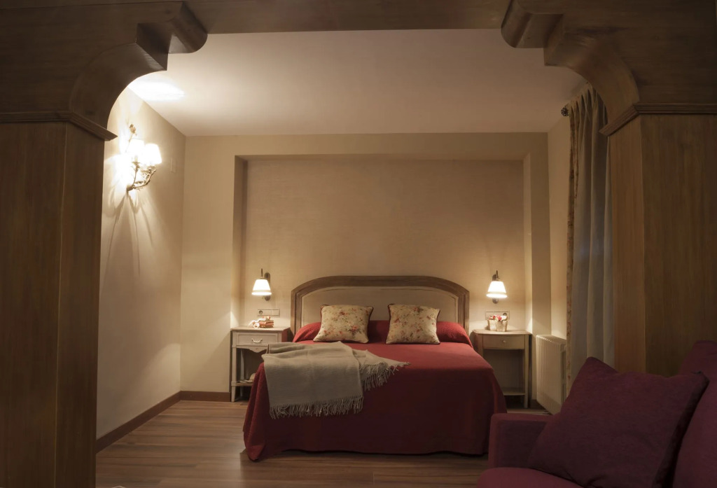 HOSTAL RIO ARA BELLOSTA by Vivere Stays