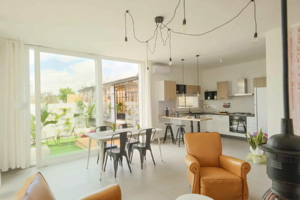 Essential suite