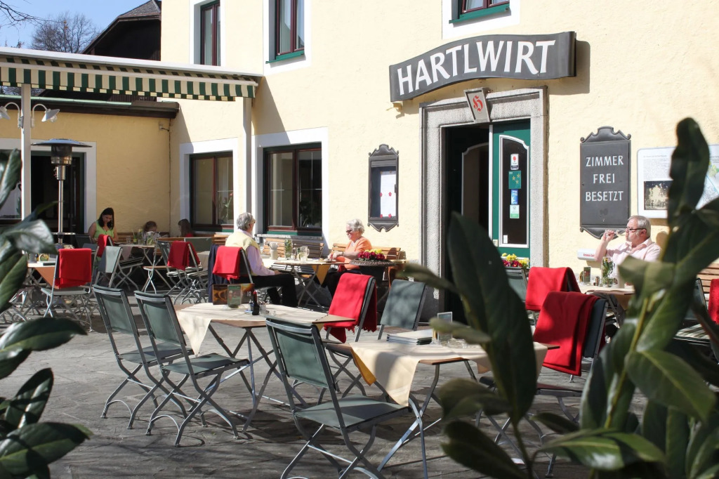 HartlWirt Gasthof-Hotel