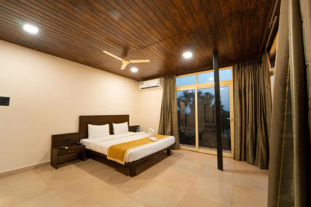 Kays Riverview Resort - Near Baga Beach
