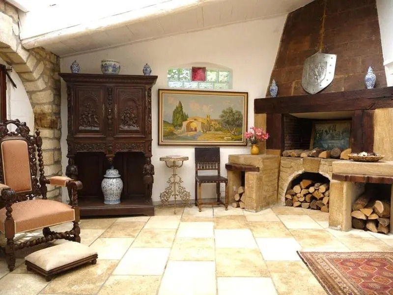 Villa with pool in Provence -Villa Romantique sleeps up to 12 4 in optional gite