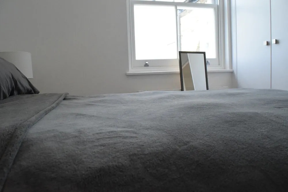 Bright 2 Bedroom With Balcony in Wandsworth