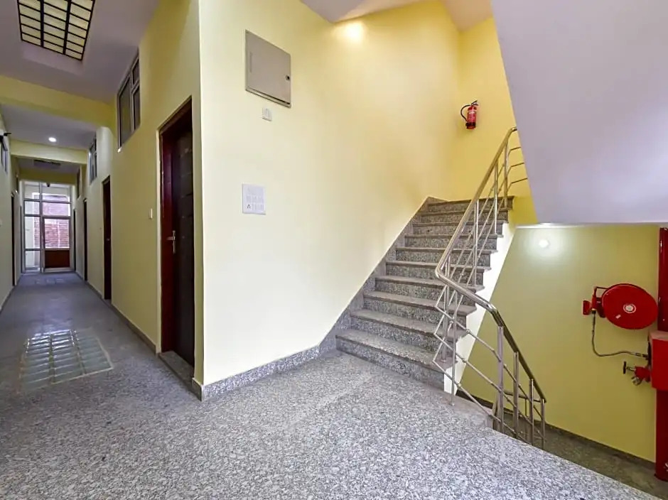 OYO 77294 Hotel Vanshil