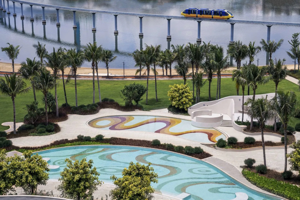 Hyatt Regency Hainan Ocean Paradise Resort