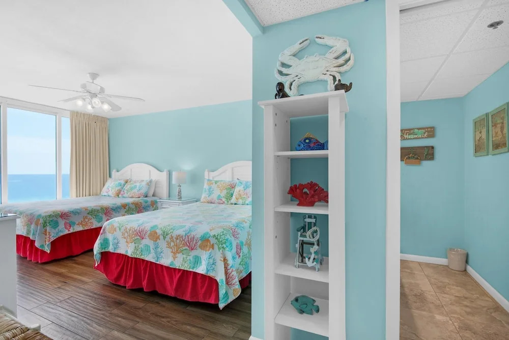 Long Beach Resort 4-1101