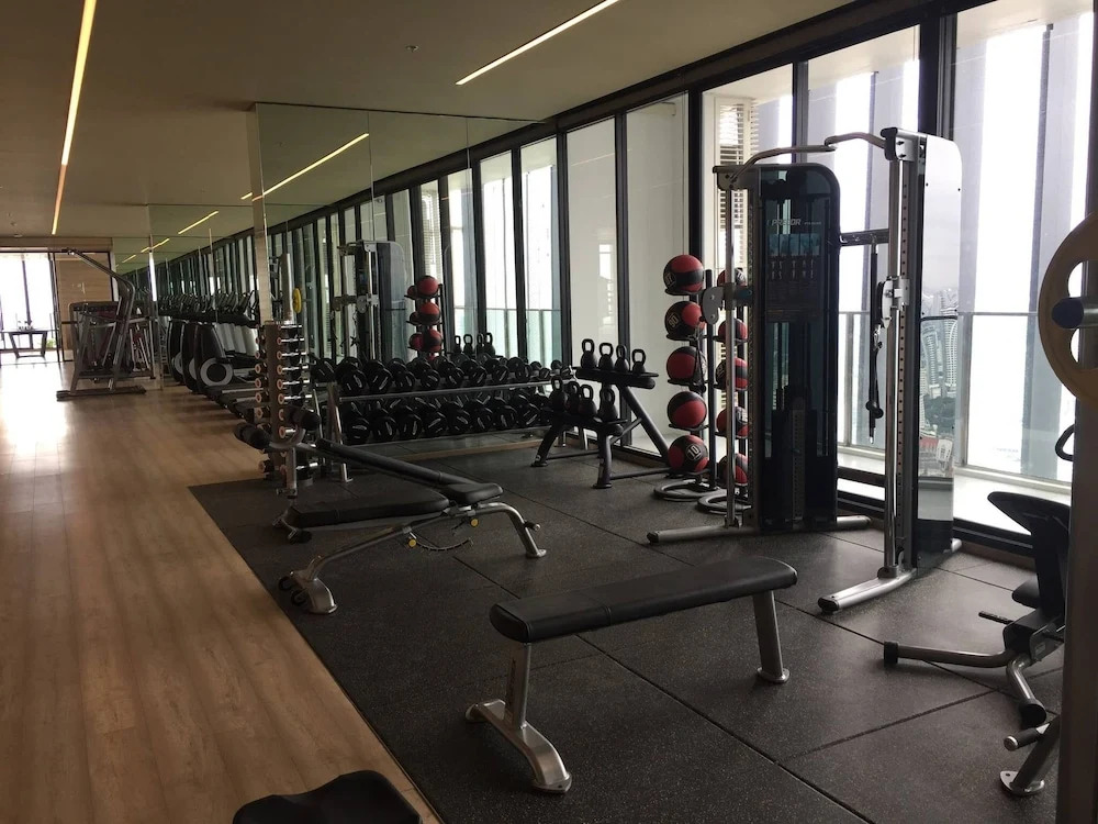1br Park24, Lux Condo City Cente, 500m bts E5, Skytop Pool