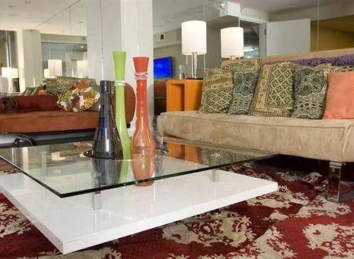 L Hostels