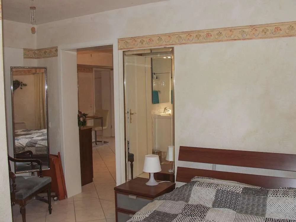 Tolstov-Hotels Apartment
