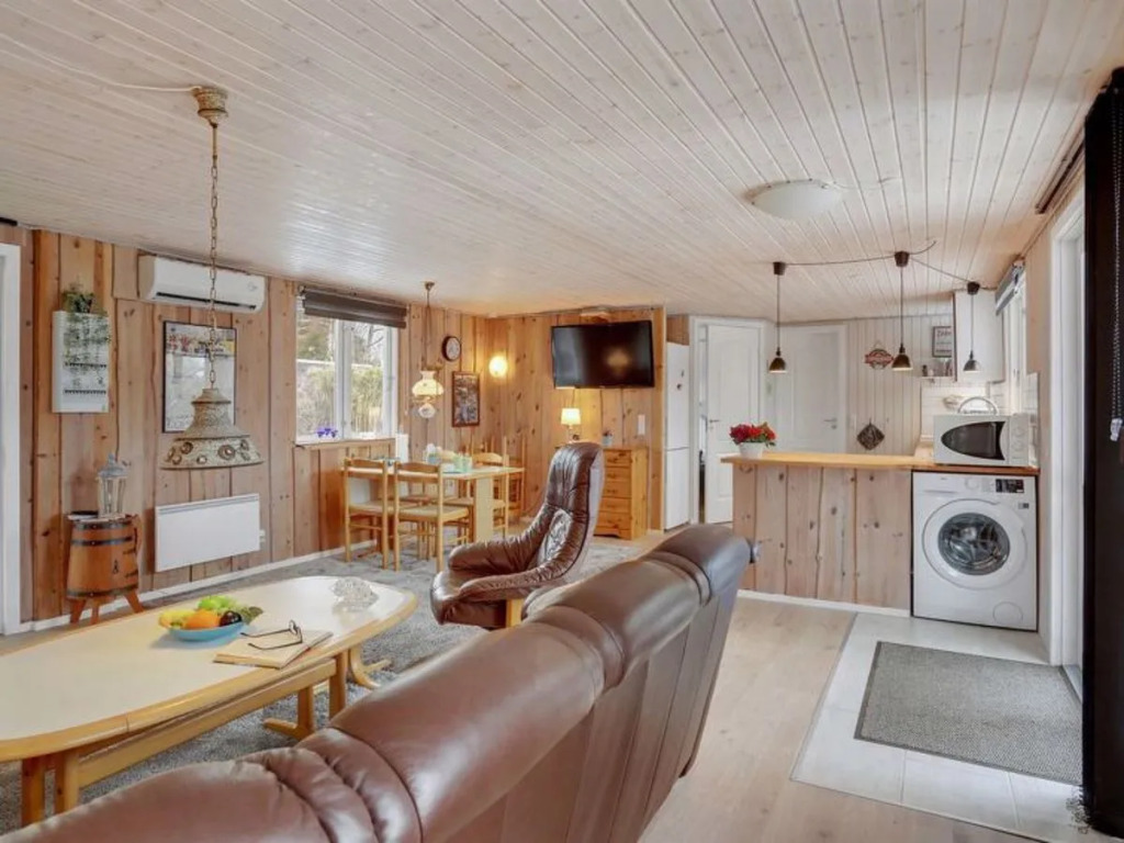 "Branko" - 300m from the sea in Lolland, Falster and Mon