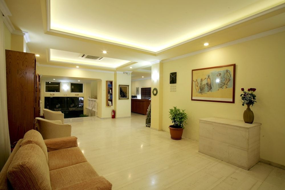 Grand Hotel Loutraki