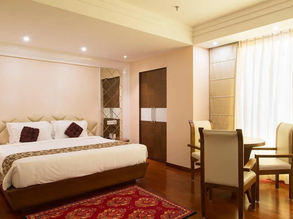 Hotel Trinity Grand, Raigarh