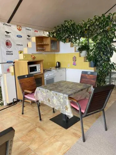 Margo's Lodge
