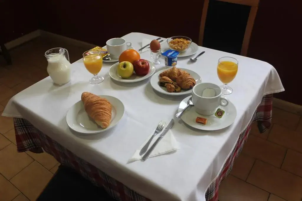 Hostal Falfes