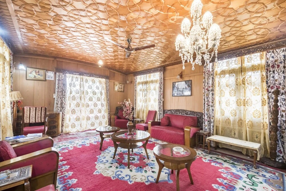 GuestHouser 1 BR Houseboat cefd