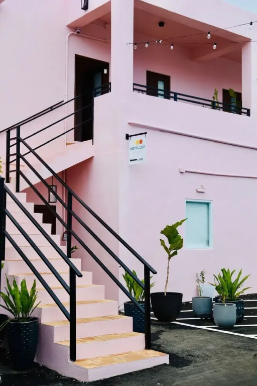 Room 11: Balcony Bliss in Creative Santurce