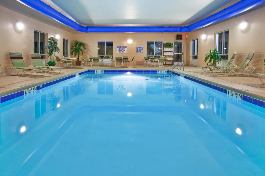 Holiday Inn Express & Suites Greenville-I-85 & Woodruff Rd by IHG