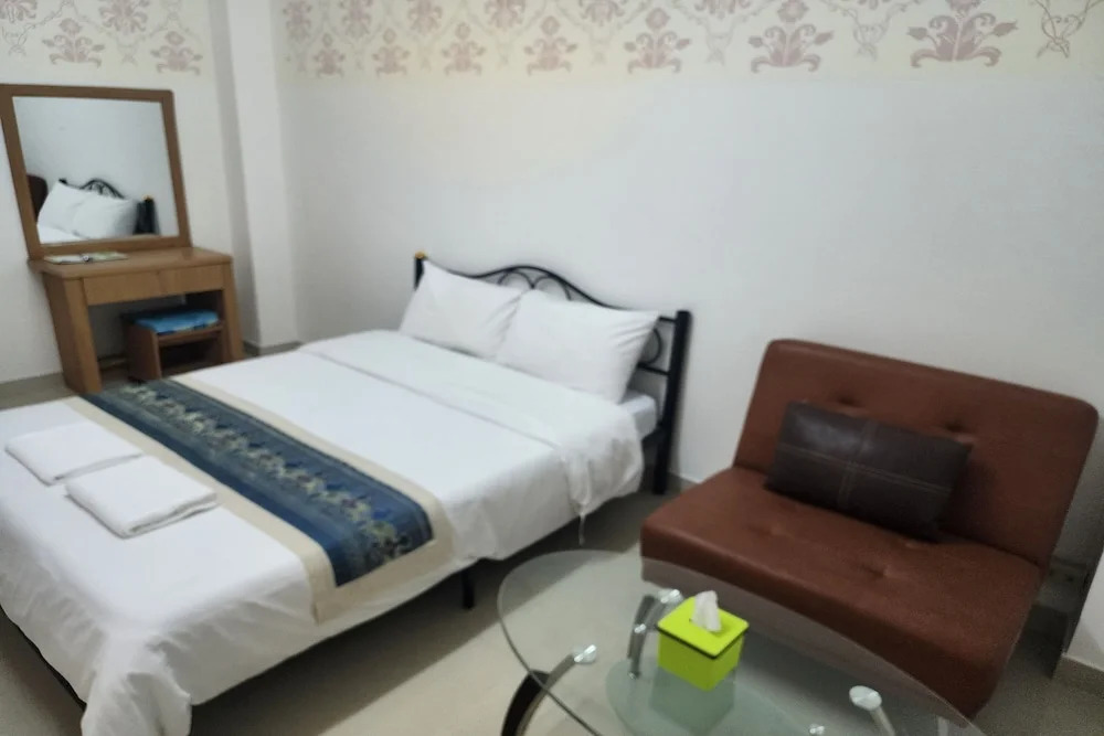 Green Apartment Kaset