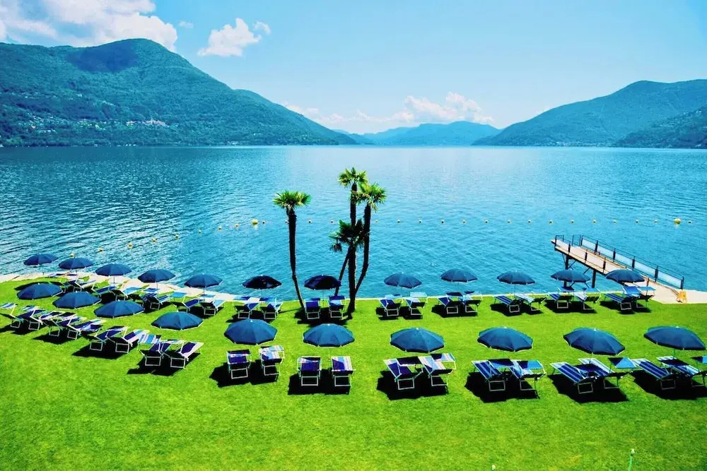 Sunny Modern Apartment Lake View Relax