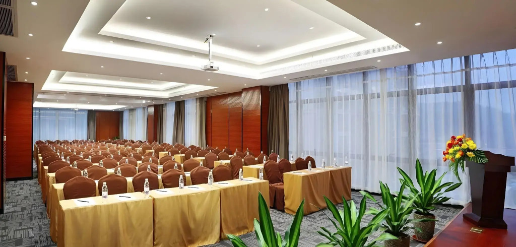 Lavande Hotel Guangzhou Science City Lianhe