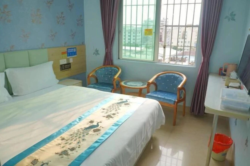 Juyuan Business Hostel