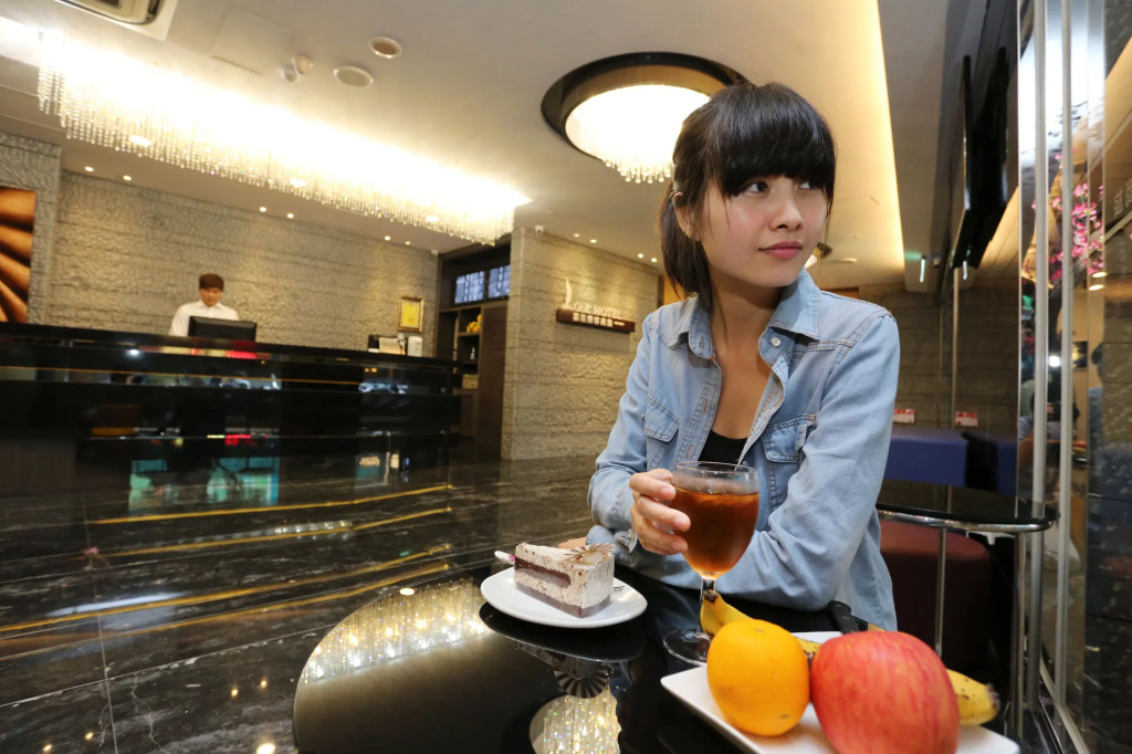 Chiayi Look Hotel
