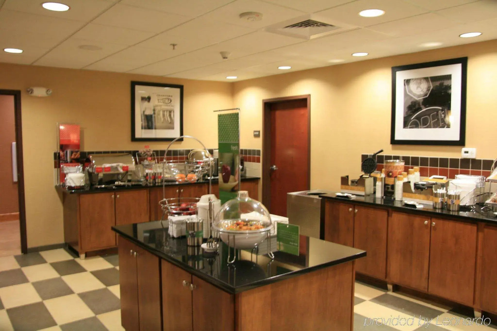 Hampton Inn & Suites Craig