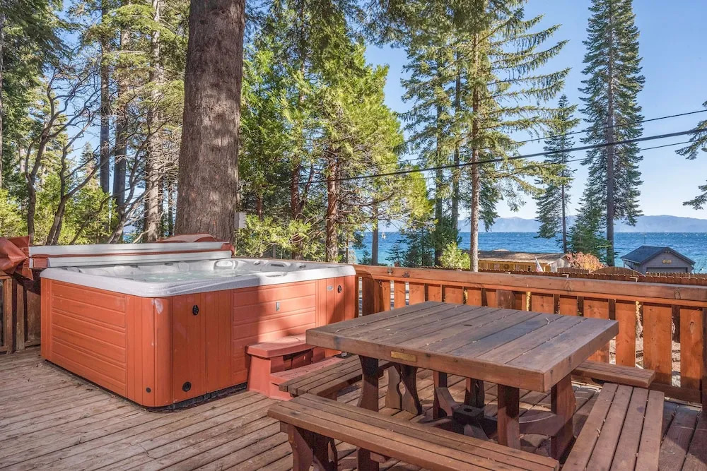 dun Lookin - 4br W/ Hot Tub & Pier, Large Yard 4 Bedroom Cabin
