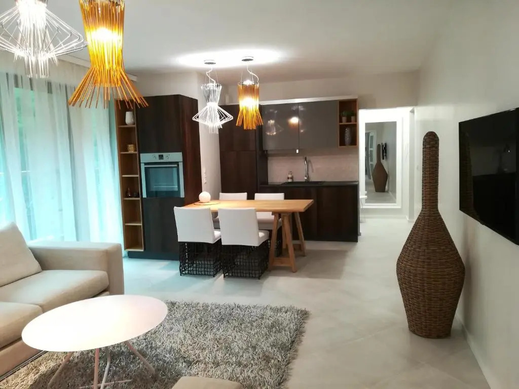 Sunrise Complex Apartments