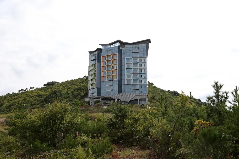 Oceanhills Resort