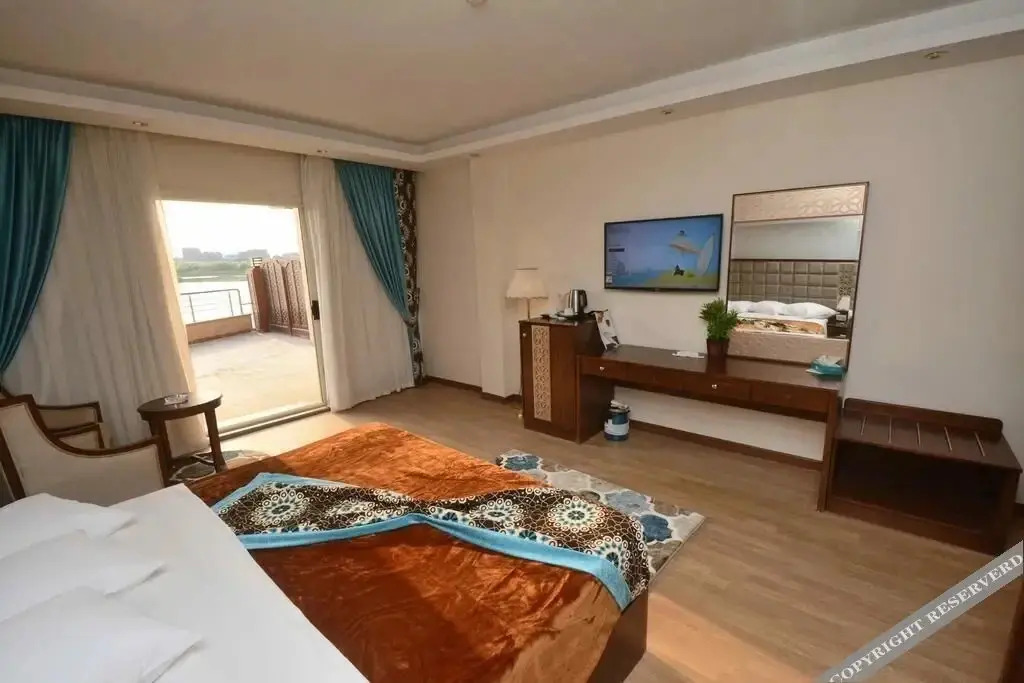 Ultra Trans Hotel