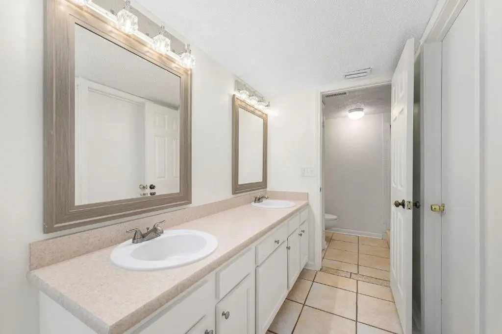 Sea Place 14164, 3 Bedrooms, Sleeps 8, Ground Floor, Pool, Tennis, WiFi
