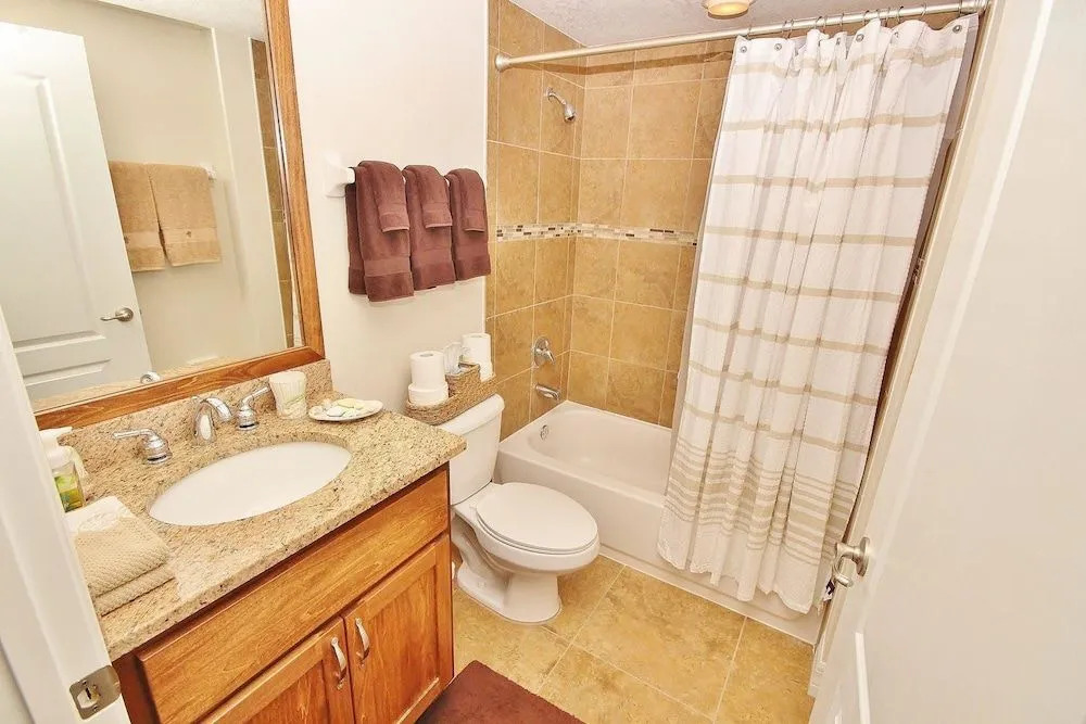 Oceanwalk 18-406 Apartment 2