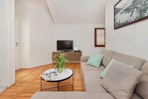 Apartment Mrsulja