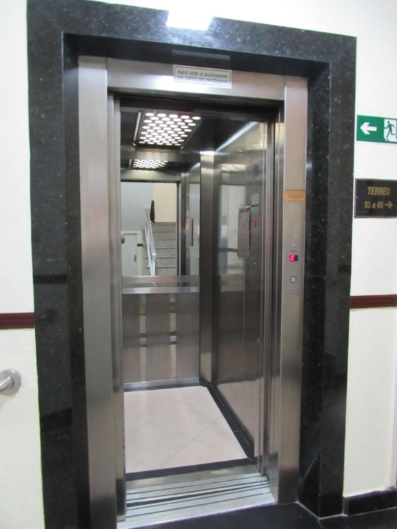 Hotel Monteneve a 2 minutos do Bom Retiro, a 8 minutos da 25 de Março e ao lado do Comando Geral da Guarda Metropolitana