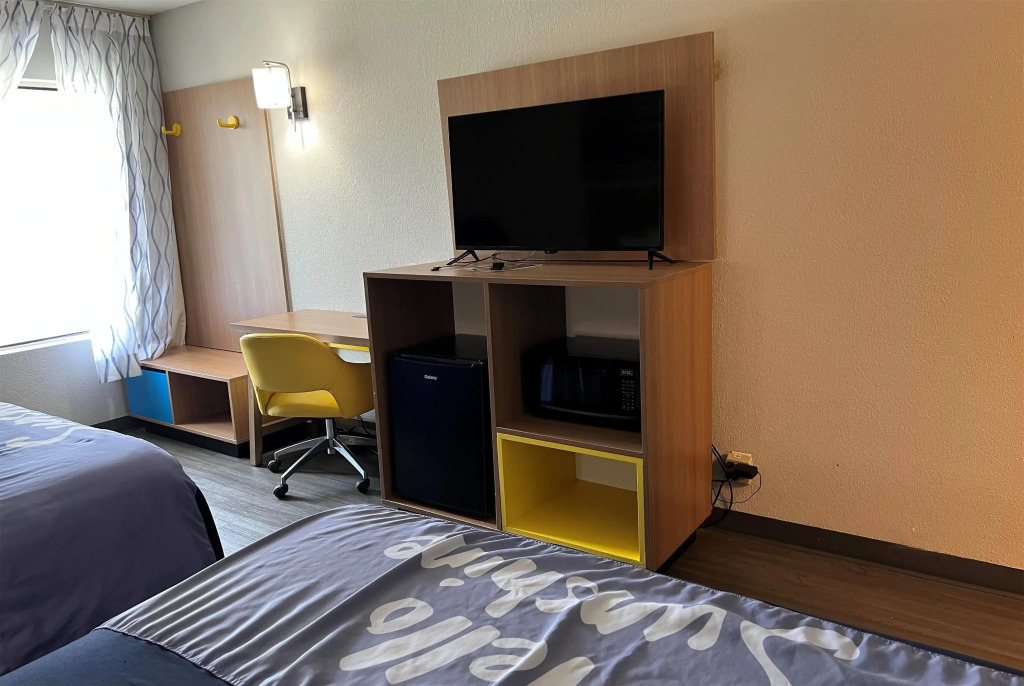 Days Inn by Wyndham West Des Moines - Clive