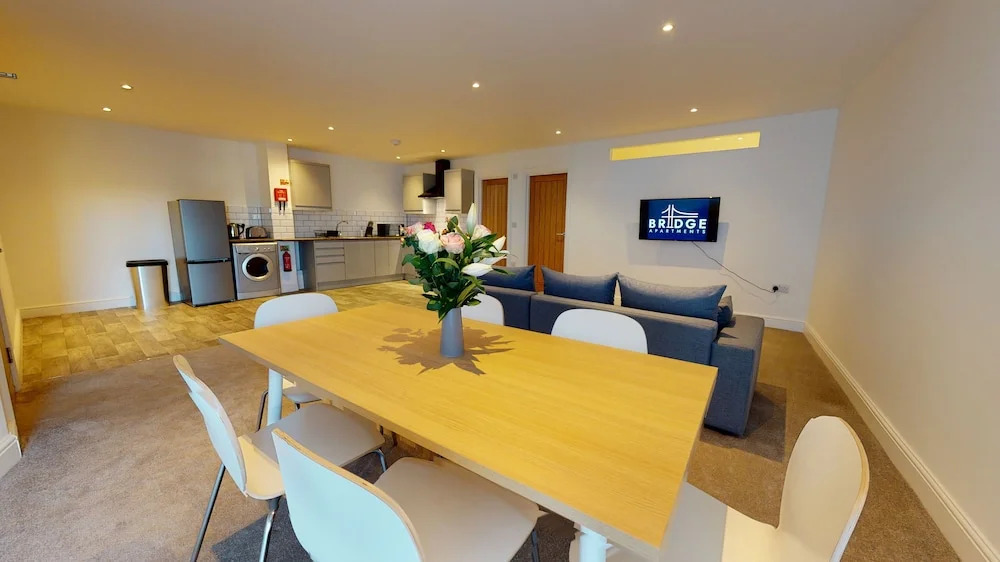 K Suites - Bridge Apartments