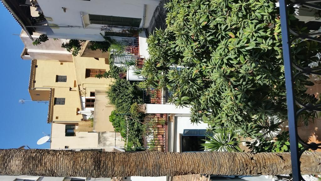 Hostal Pons