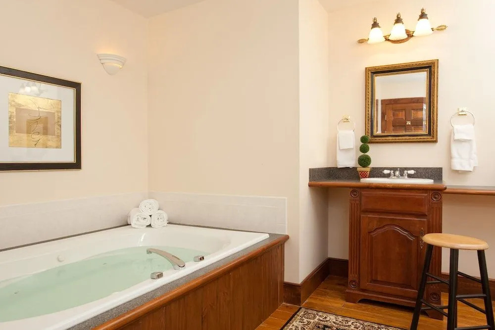 Stonecroft Inn