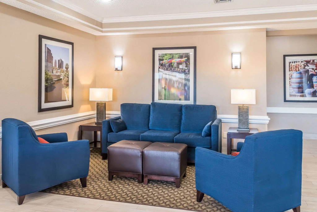 Comfort Inn near Frost Bank Center
