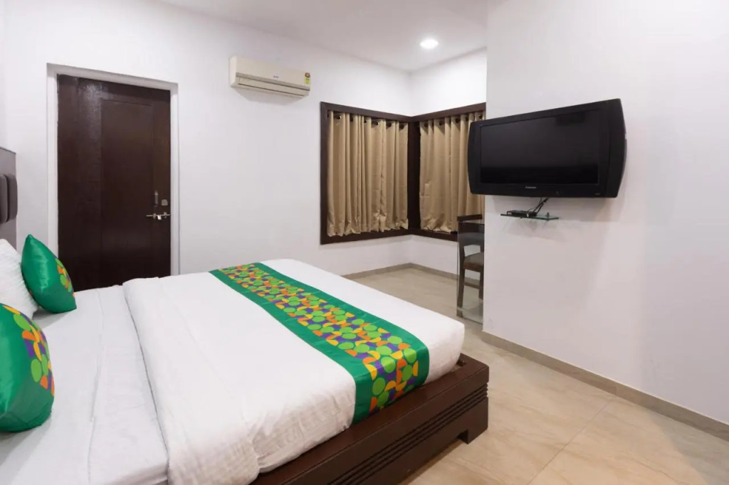 Treebo Shembekars Inn