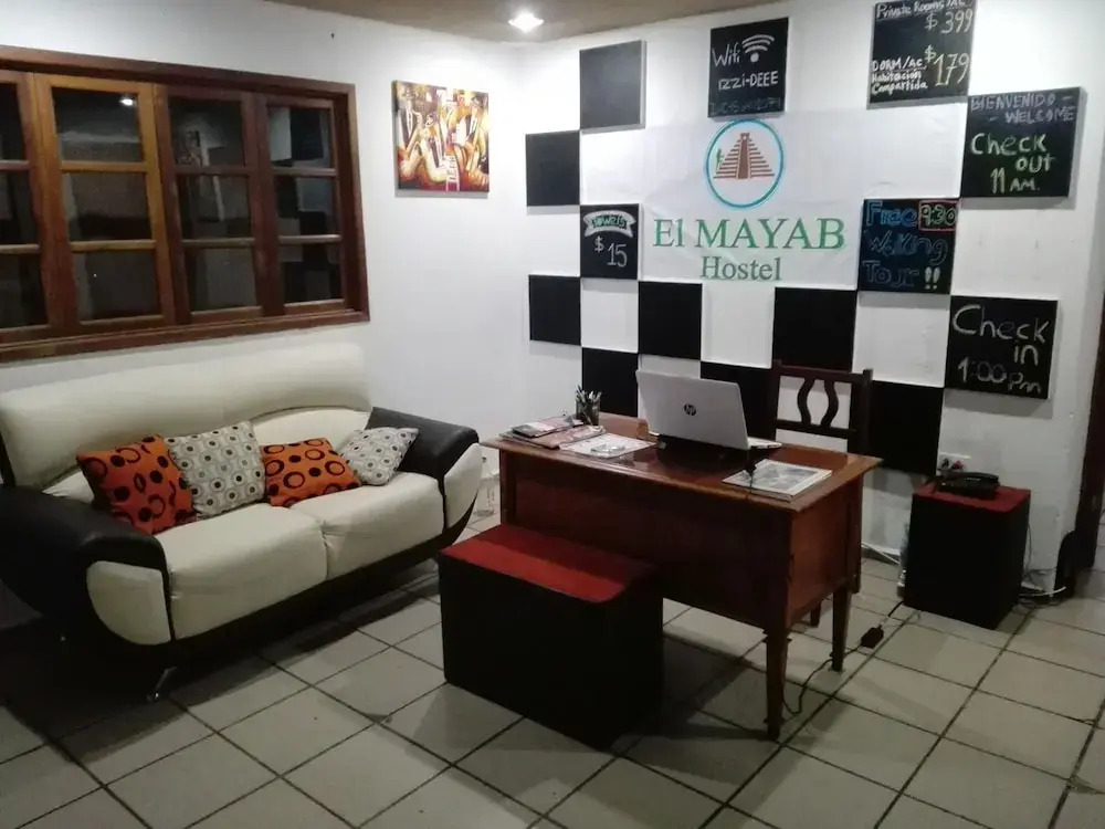 El Mayab Hostel