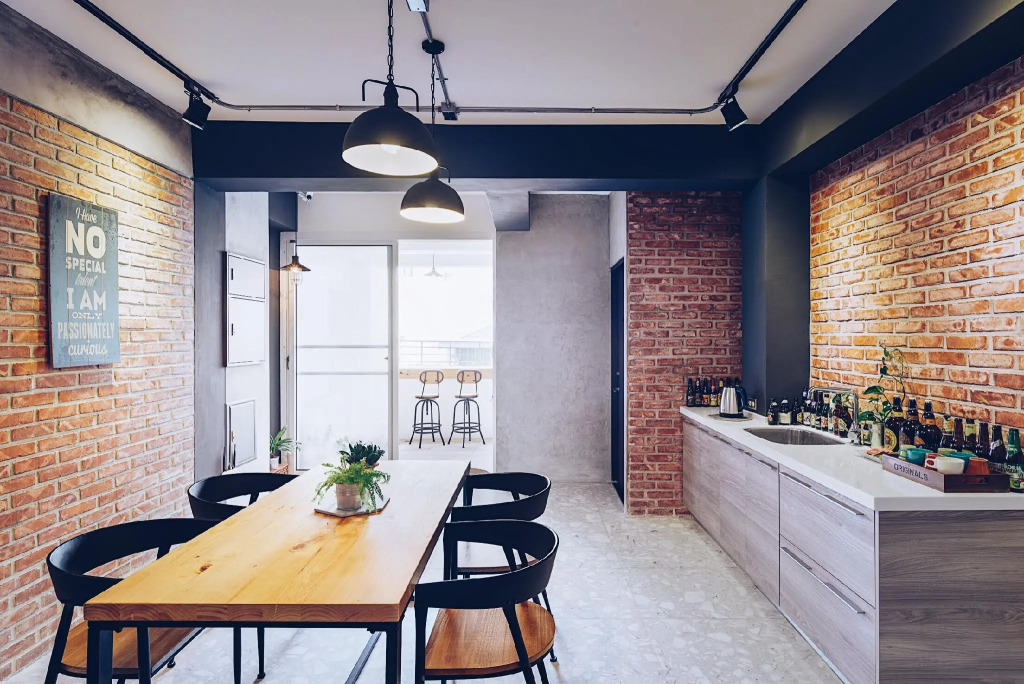 Mutter Apartment