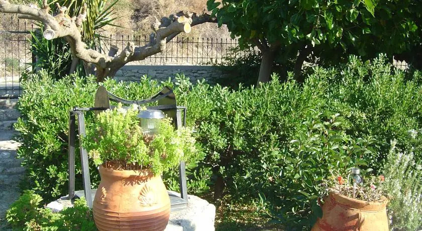 Michalis Apartments