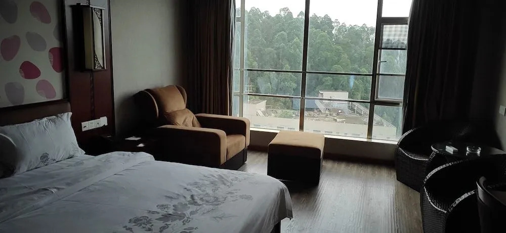 Jinbote Holiday Hotel