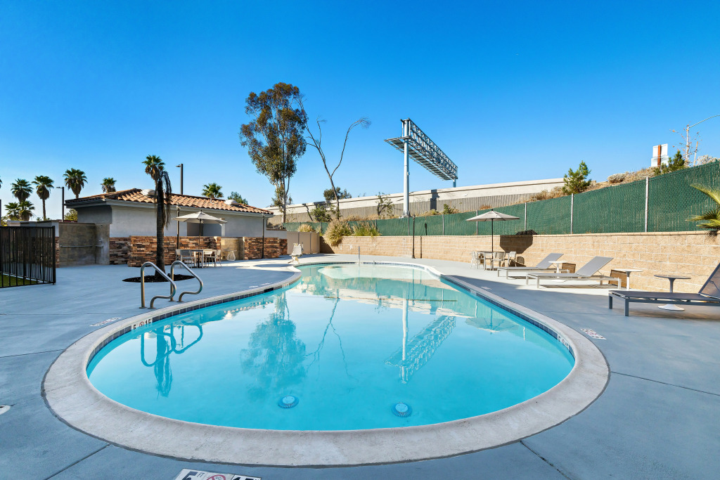 Spark By Hilton Redlands
