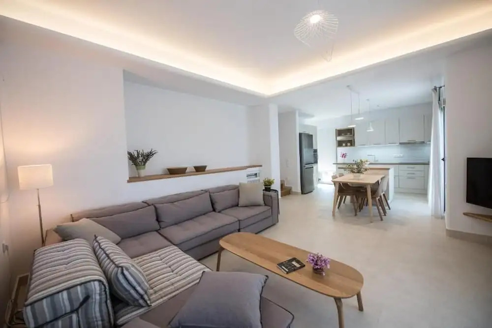 Grand View Elios