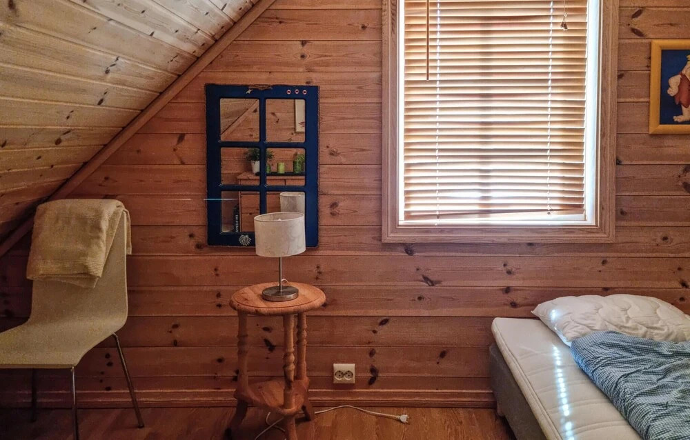 3 Bedroom Beautiful Home In Flekkerøy