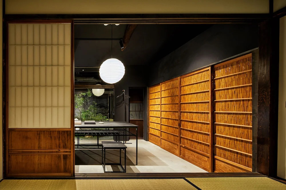YADORU KYOTO HANARE Washi No Yado