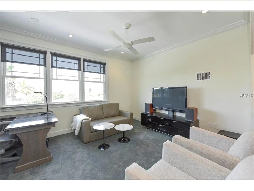 Dockside Darling 3 Bedroom Home