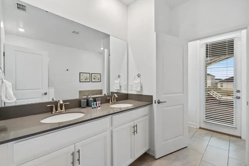 Championsgate 9 Bedroom Pool Home with Game Room 9 Home
